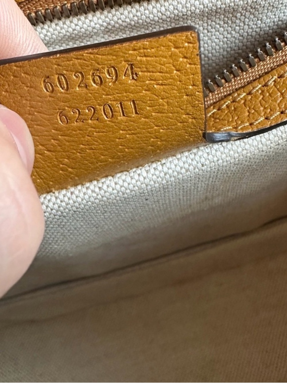 Gucci x Disney Mickey Mouse Small GG Supreme Crossbody Bag - Picture 10 of 13